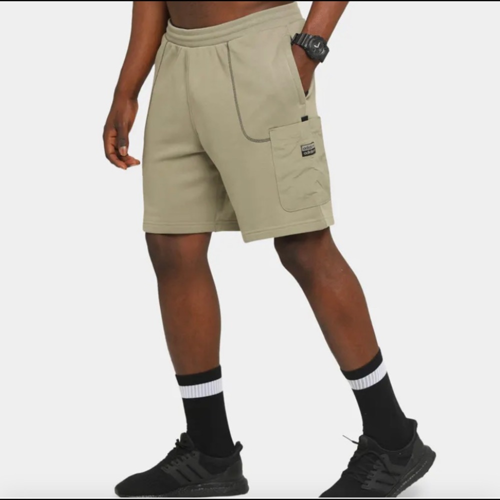 Adidas D shorts, size medium, clay heat